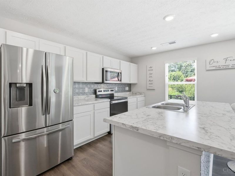 4989 Lakeview Drive, Hamilton Twp, OH 45152 Photo 18