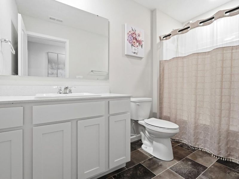 4989 Lakeview Drive, Hamilton Twp, OH 45152 Photo 39
