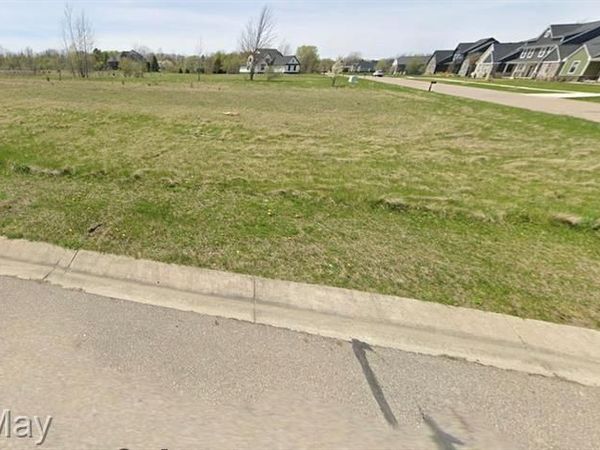 14280 Wright Drive, Fenton Twp, MI 48451