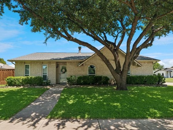 4900 Avery Circle, The Colony, TX 75056