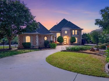 6308 Estates Lane, Fort Worth, TX 76137