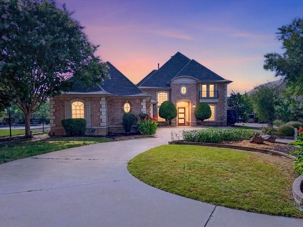 6308 Estates Lane, Fort Worth, TX 76137
