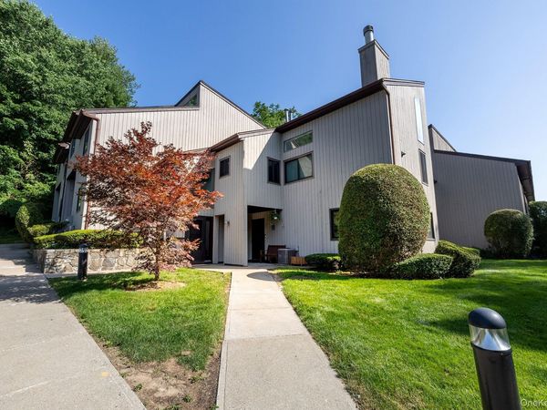309 N Greeley Avenue , Chappaqua, NY 10514