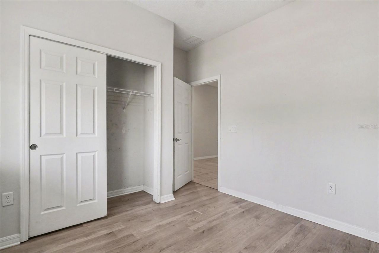 2735 Rowan Street , Tavares, FL 32778 Photo