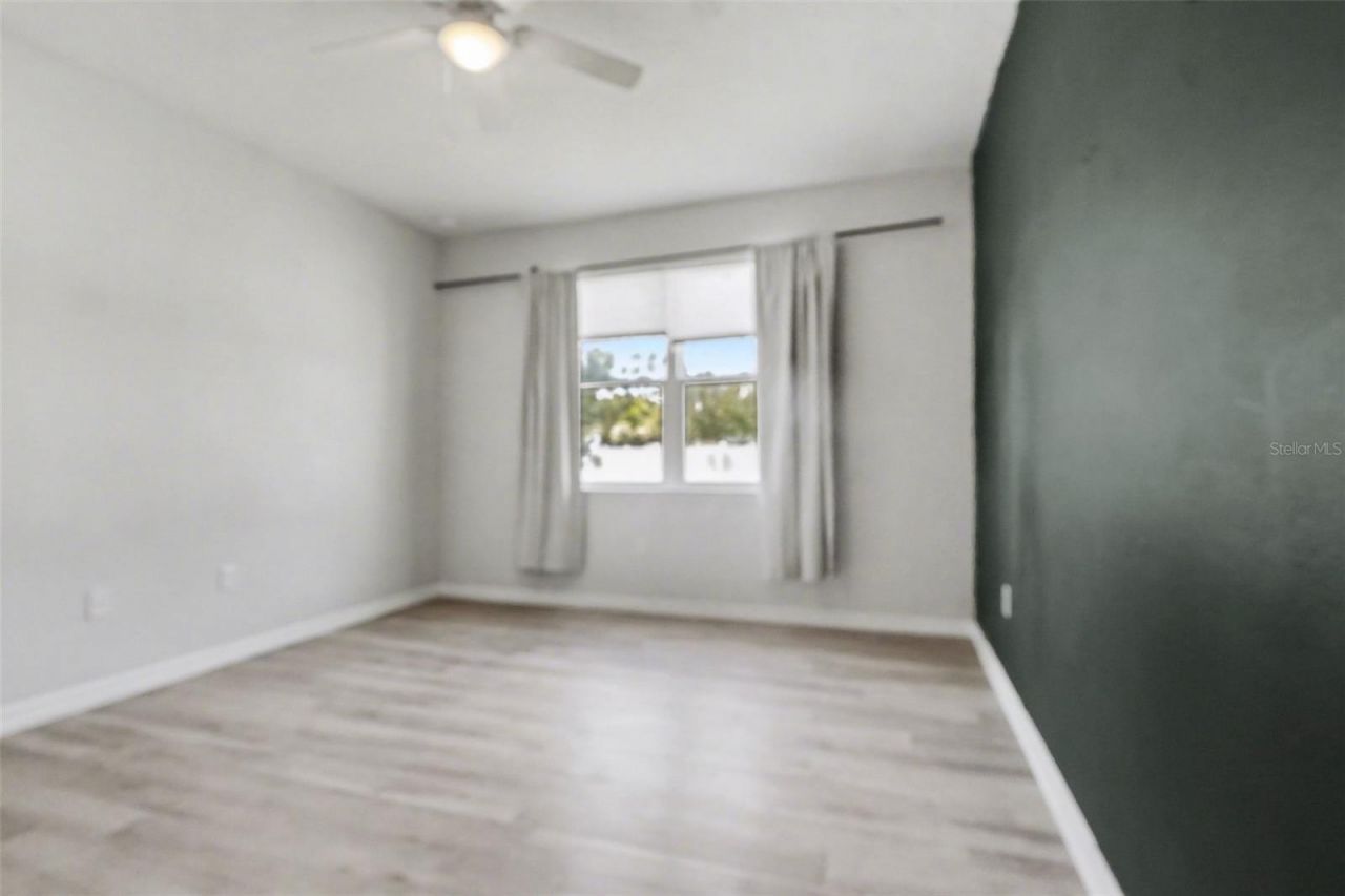 2735 Rowan Street , Tavares, FL 32778 Photo