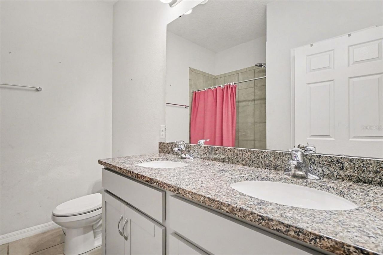 2735 Rowan Street , Tavares, FL 32778 Photo