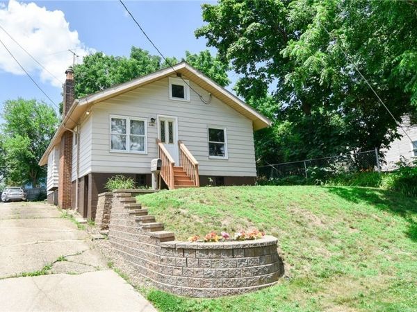 2696 Christensen Avenue, Akron, OH 44314