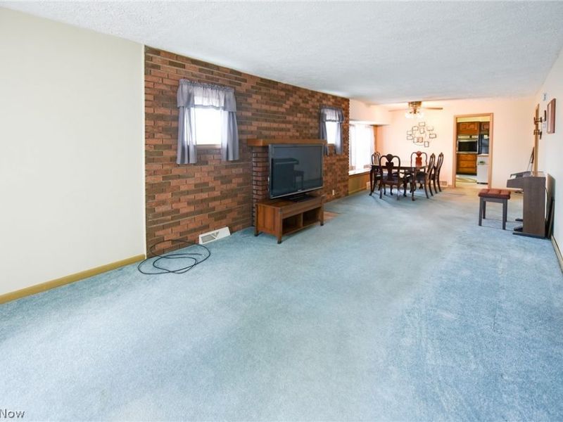 2696 Christensen Avenue, Akron, OH 44314 Photo 9