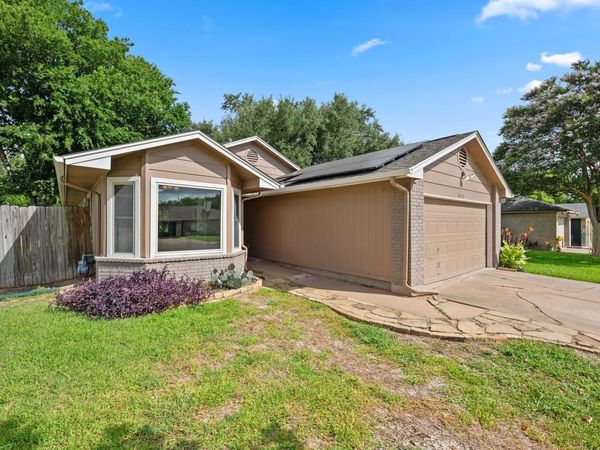 16308 Parkway DR, Pflugerville, TX 78660