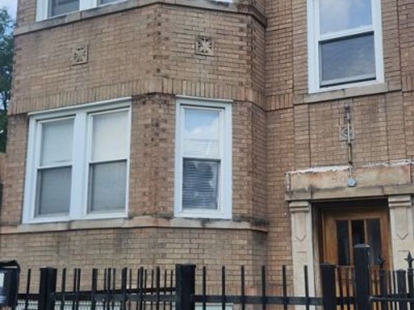 4854 W Potomac Avenue , Unit 1, Chicago, IL 60651