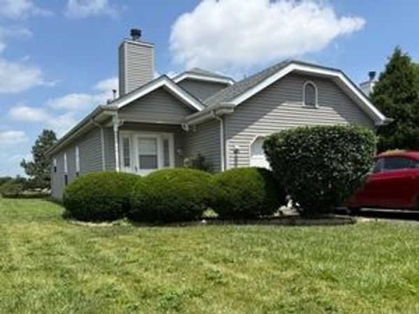 1622 Liberty Street , Hanover Park, IL 60133