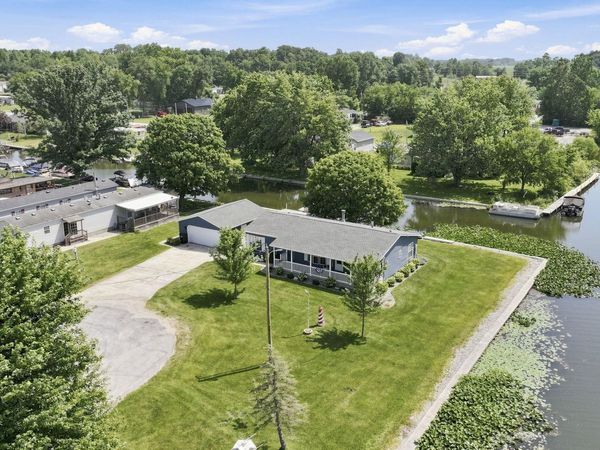 86 Ems B6b Lane, Leesburg, IN 46538