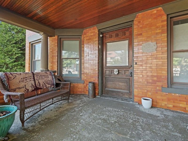 740 S Union Avenue, Alliance, OH 44601 Photo 3