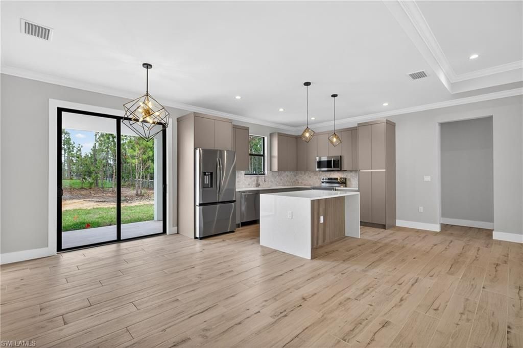 848 Desoto Blvd S, Naples, FL 34117 Photo