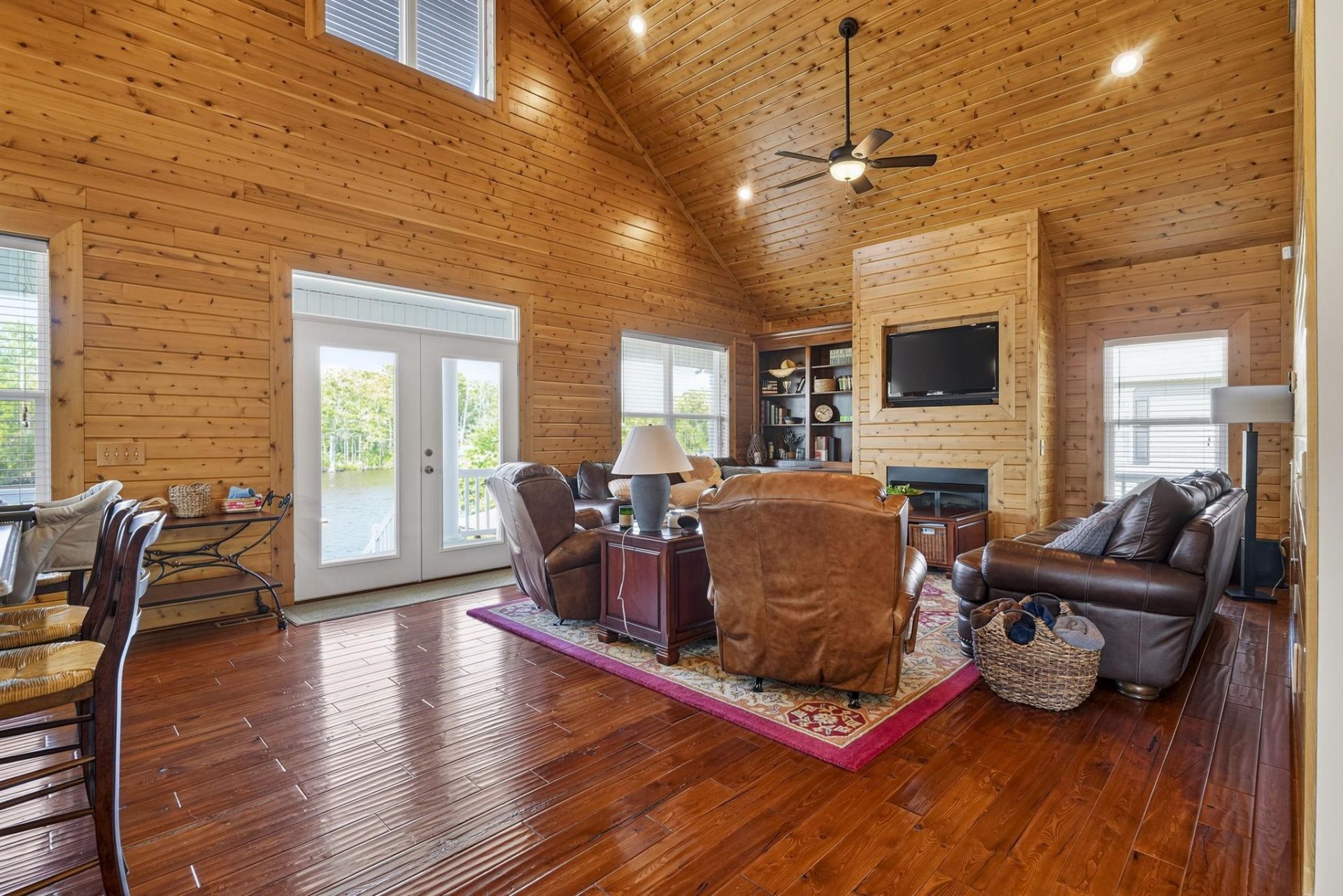 480 River Front N  Photo 21