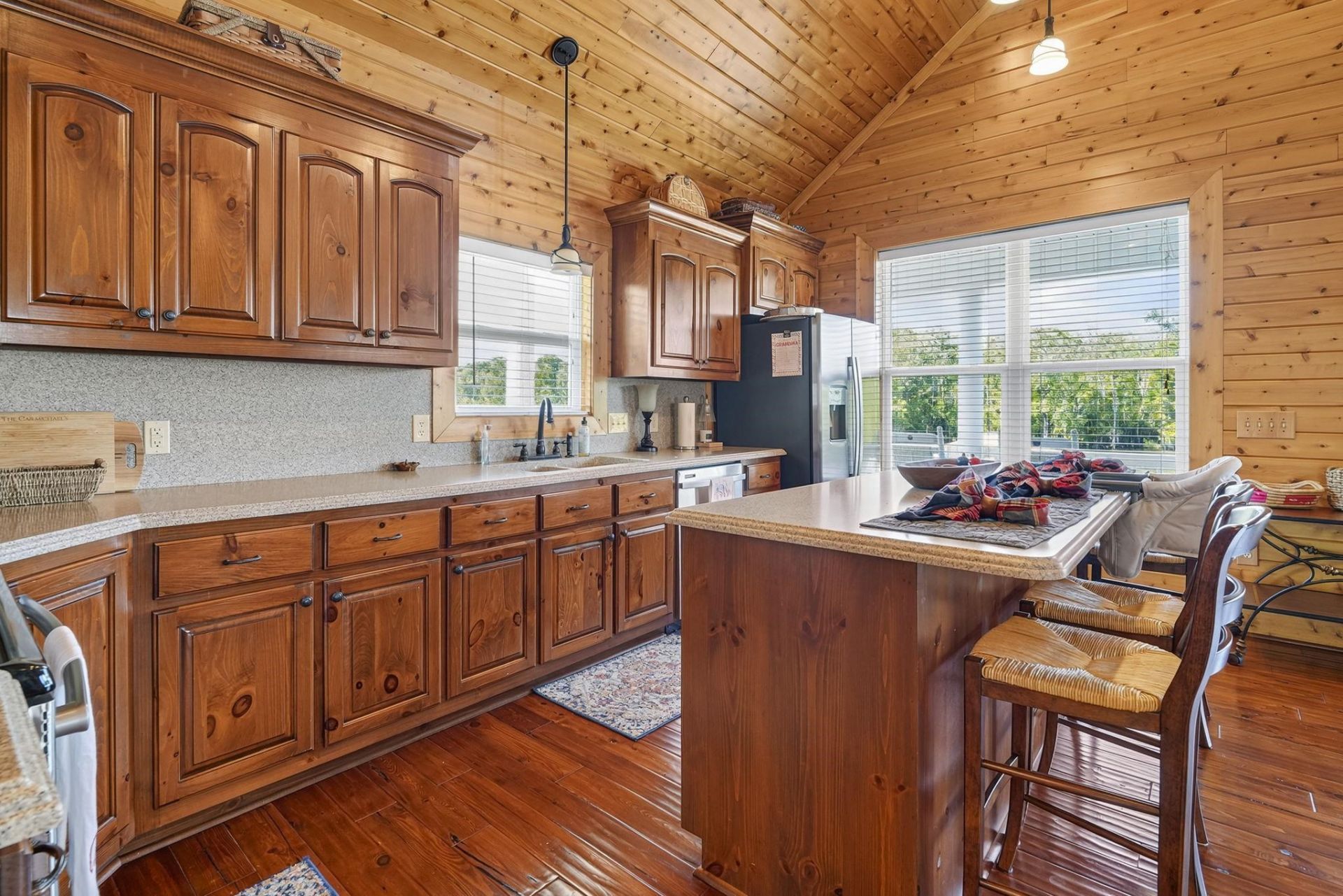 480 River Front N  Photo 26