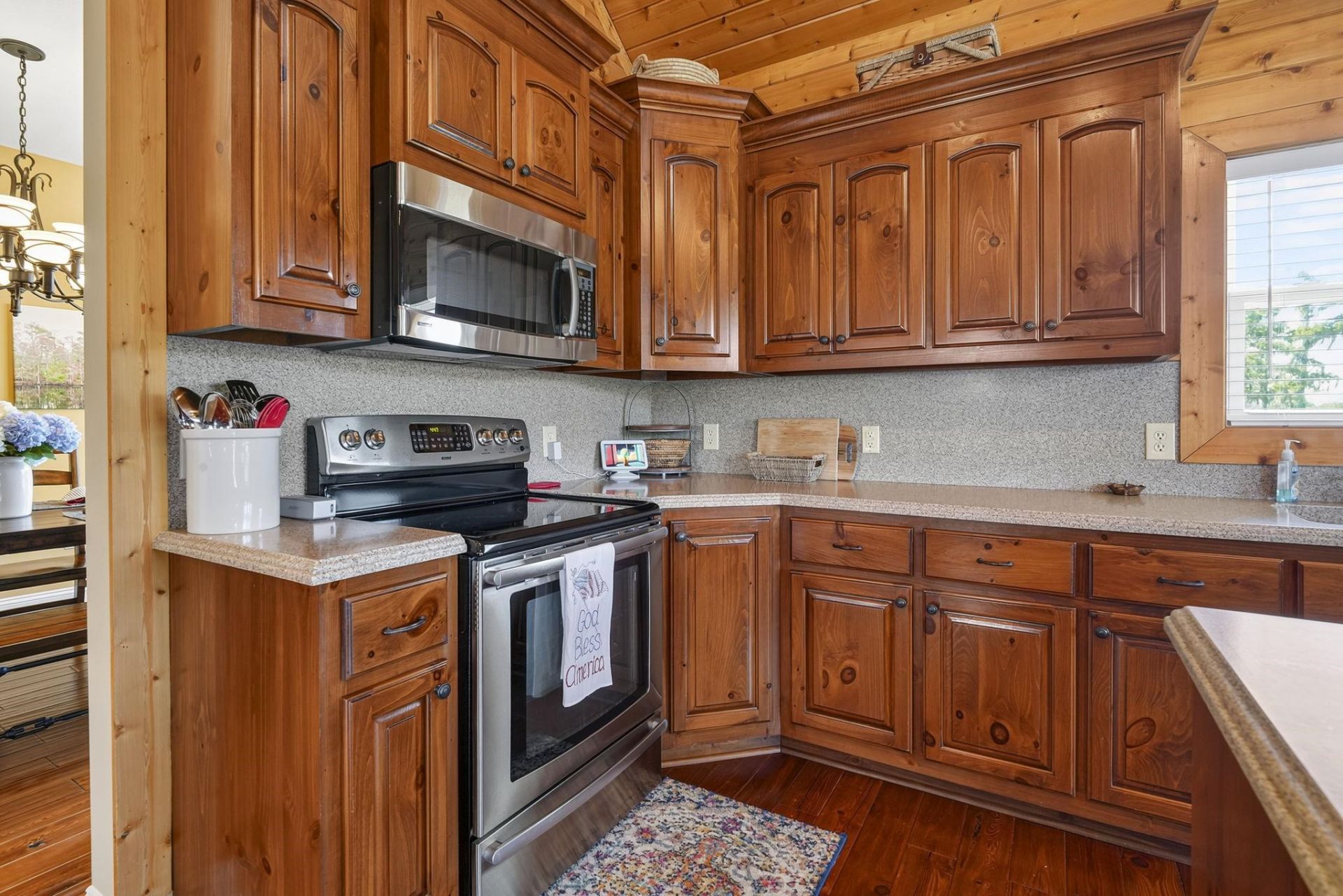 480 River Front N  Photo 28