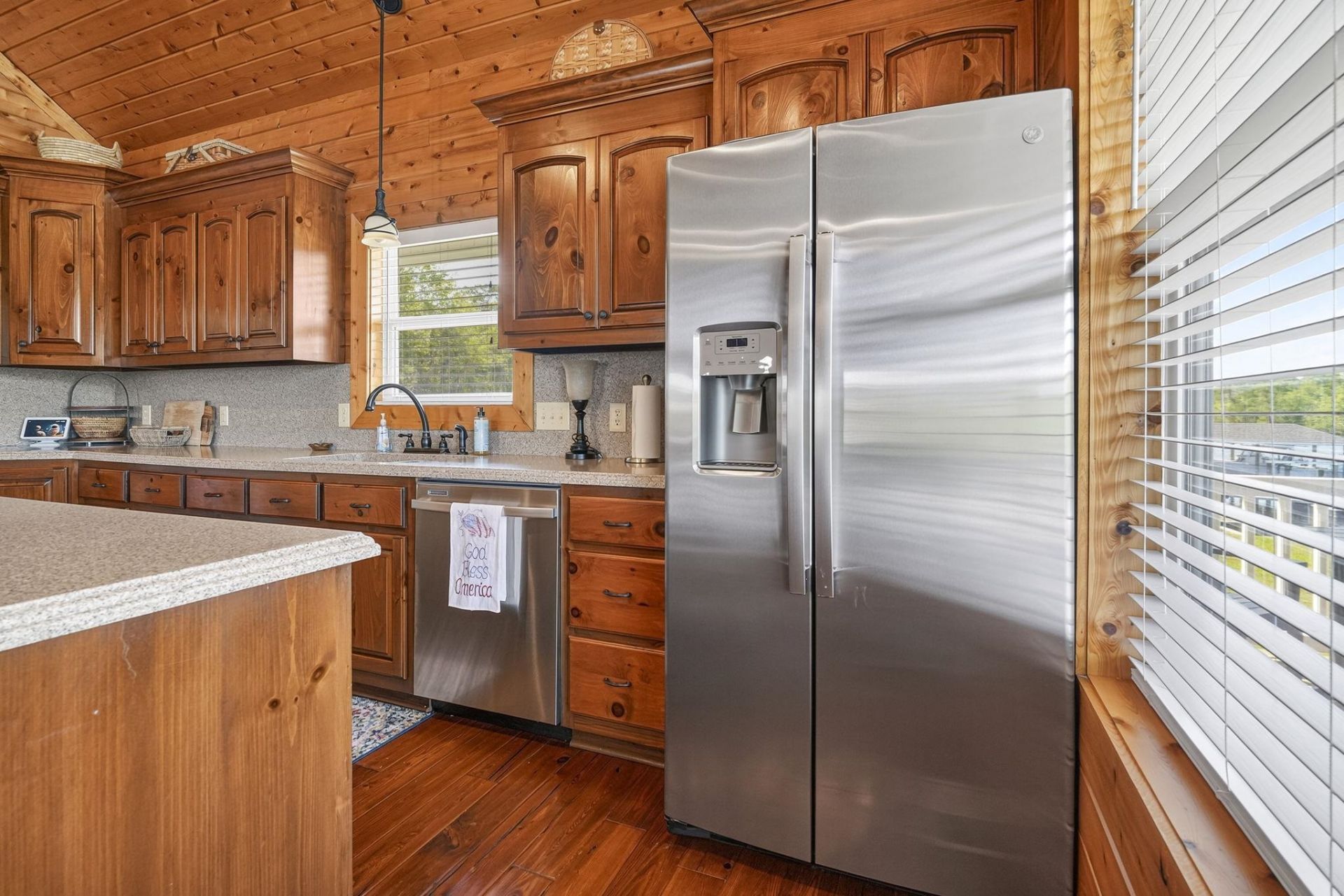 480 River Front N  Photo 30