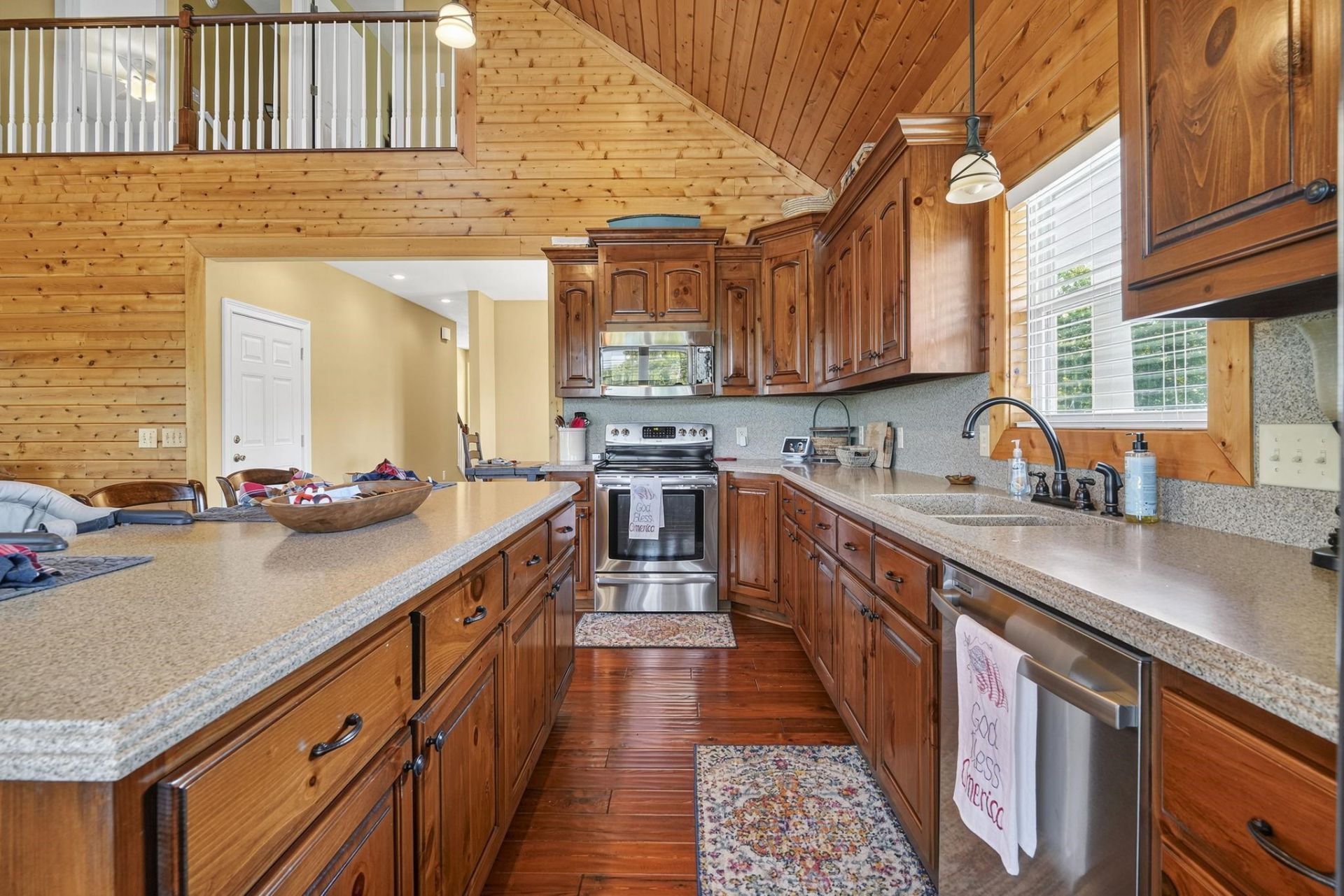 480 River Front N  Photo 31