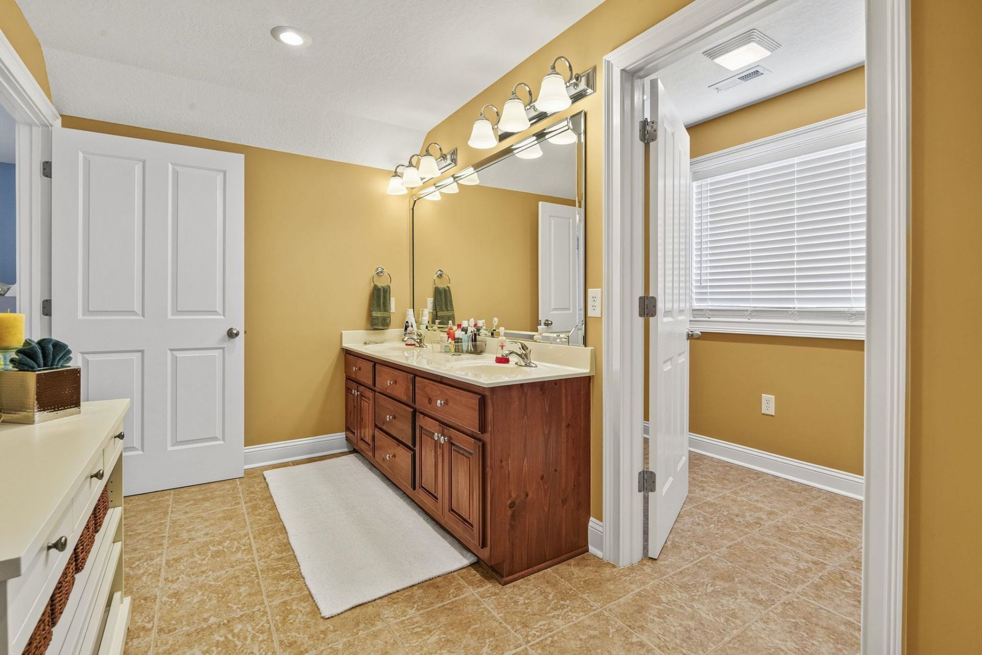 480 River Front N  Photo 42