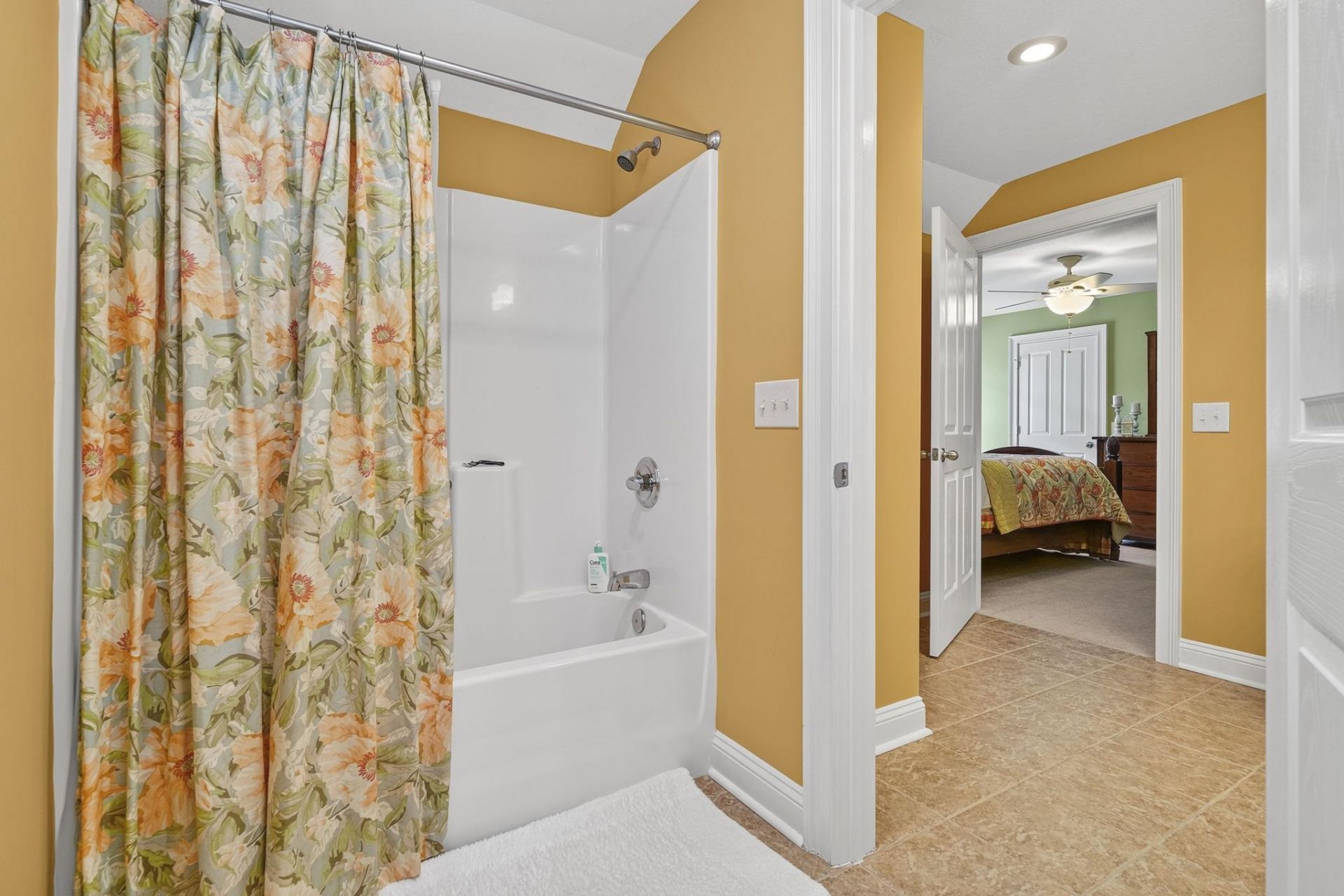 480 River Front N  Photo 44