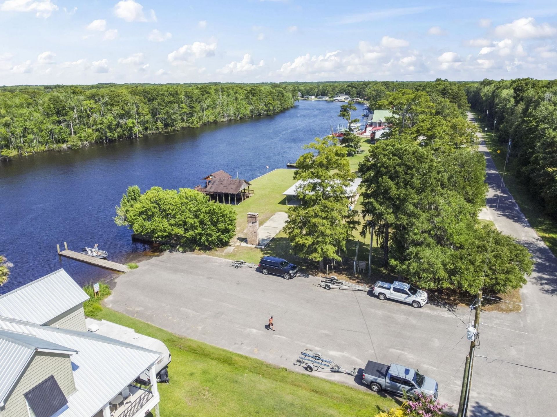 480 River Front N  Photo 9