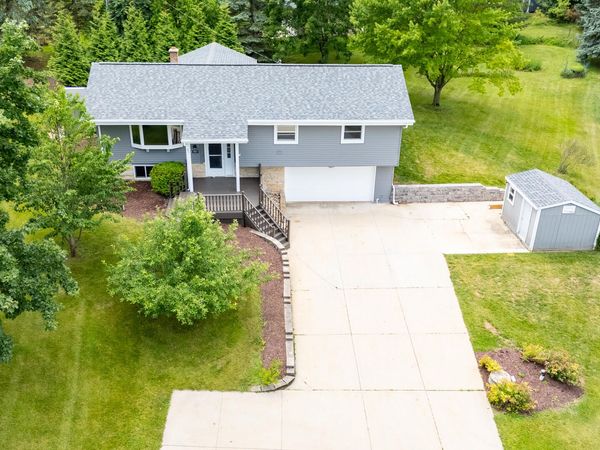 4003 Margolis Dr, West Bend, WI 53095