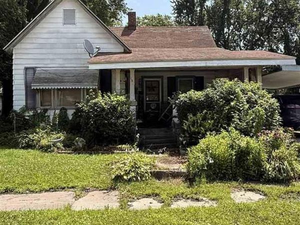 157 SE 5th, Linton, IN 47441