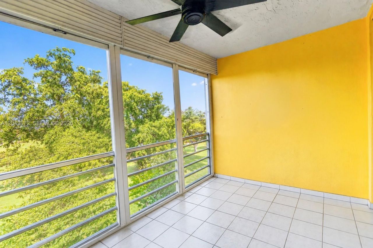 3010 N Course Dr , Unit 510, Pompano Beach, FL 33069 Photo