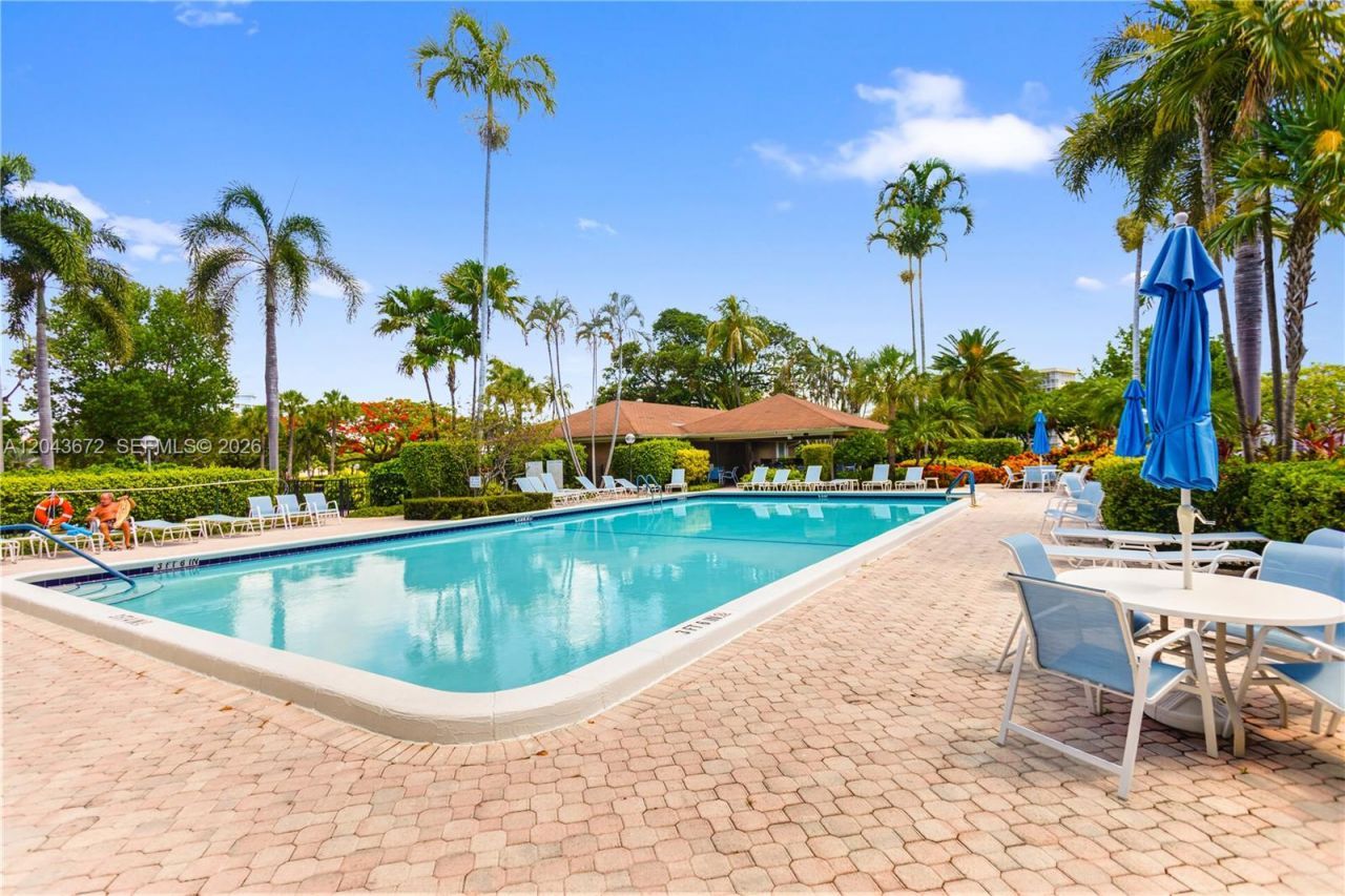 3010 N Course Dr , Unit 510, Pompano Beach, FL 33069 Photo