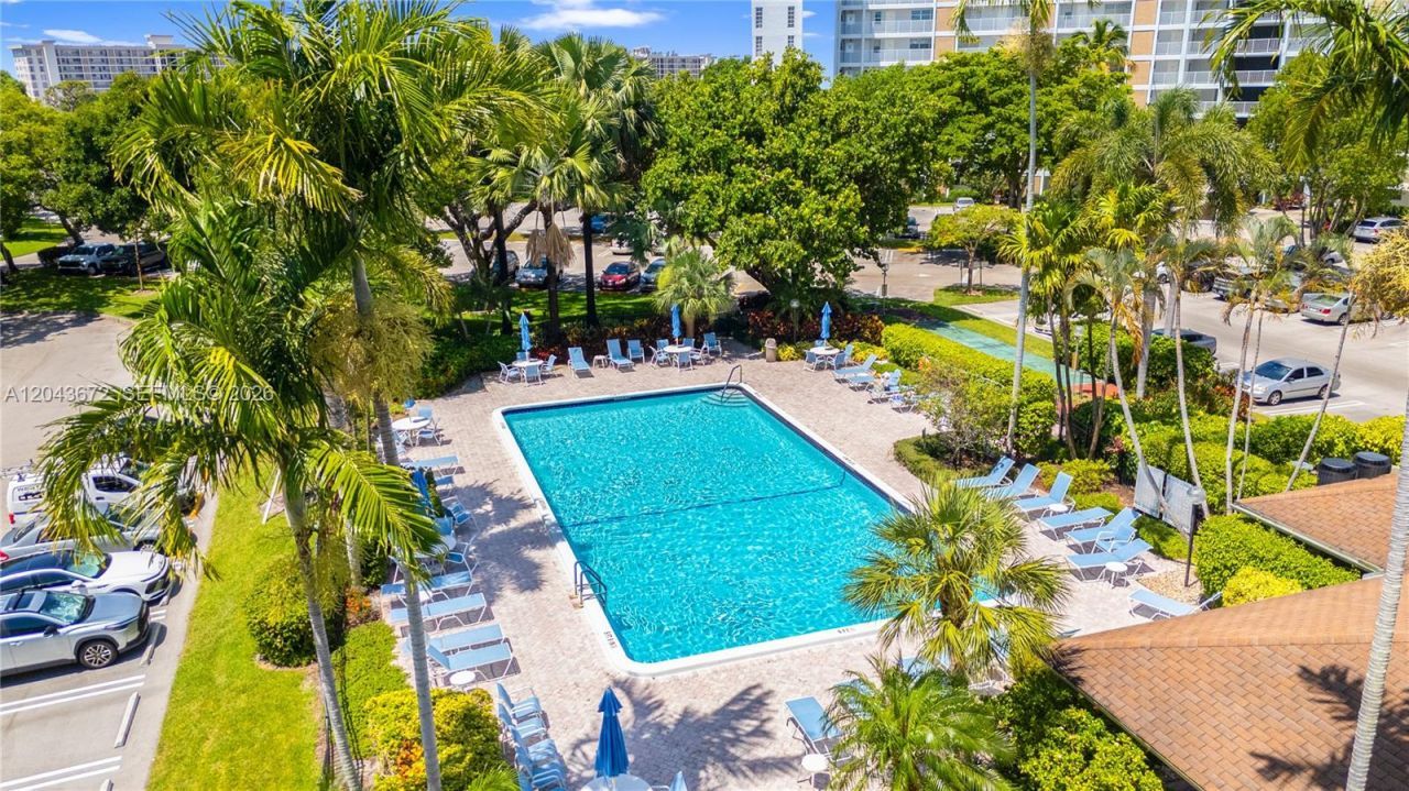 3010 N Course Dr , Unit 510, Pompano Beach, FL 33069 Photo