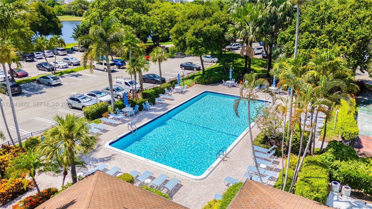 3010 N Course Dr , Unit 510, Pompano Beach, FL 33069 Photo