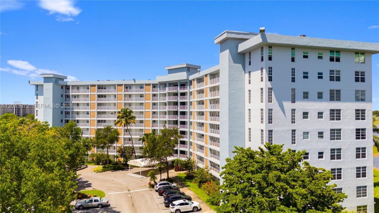 3010 N Course Dr , Unit 510, Pompano Beach, FL 33069 Photo