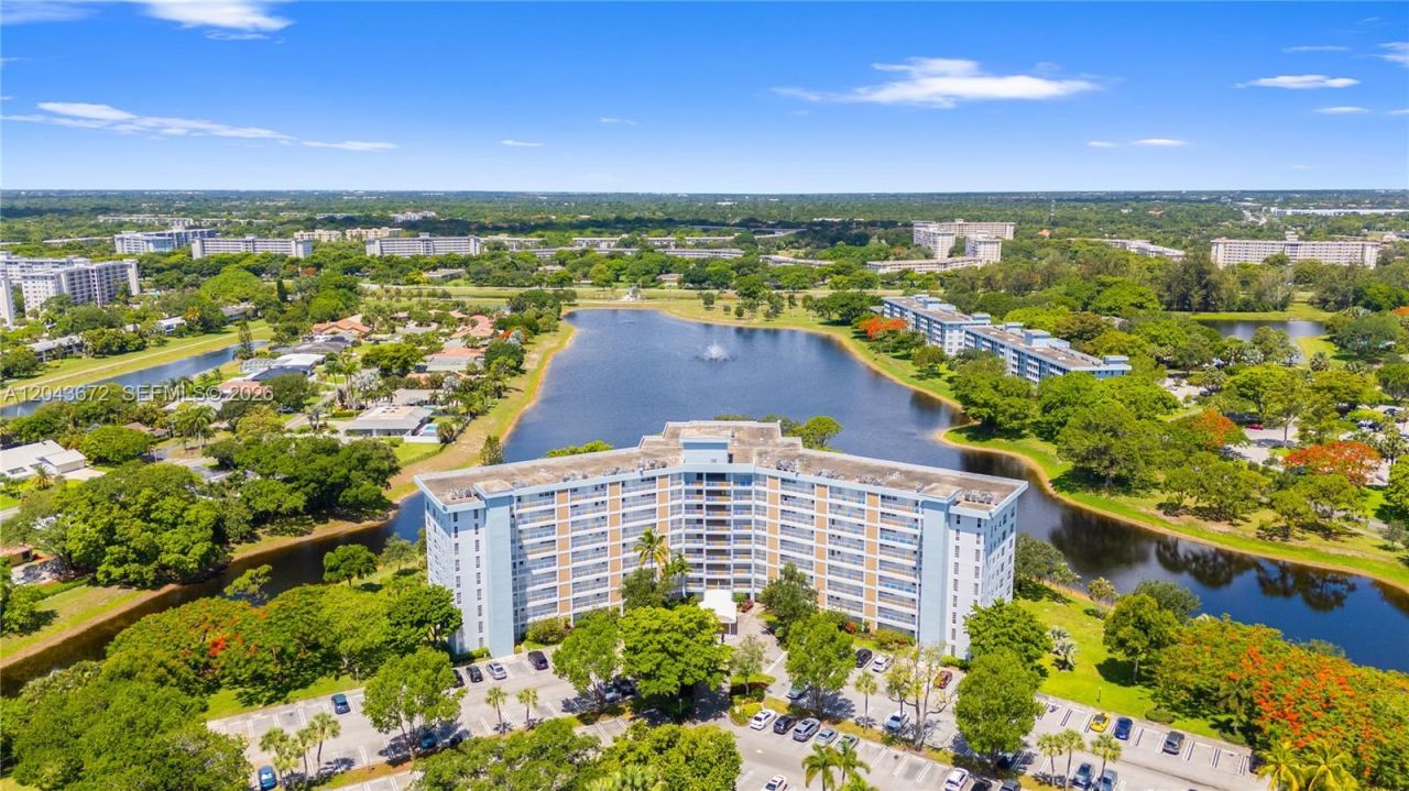 3010 N Course Dr , Unit 510, Pompano Beach, FL 33069 Photo