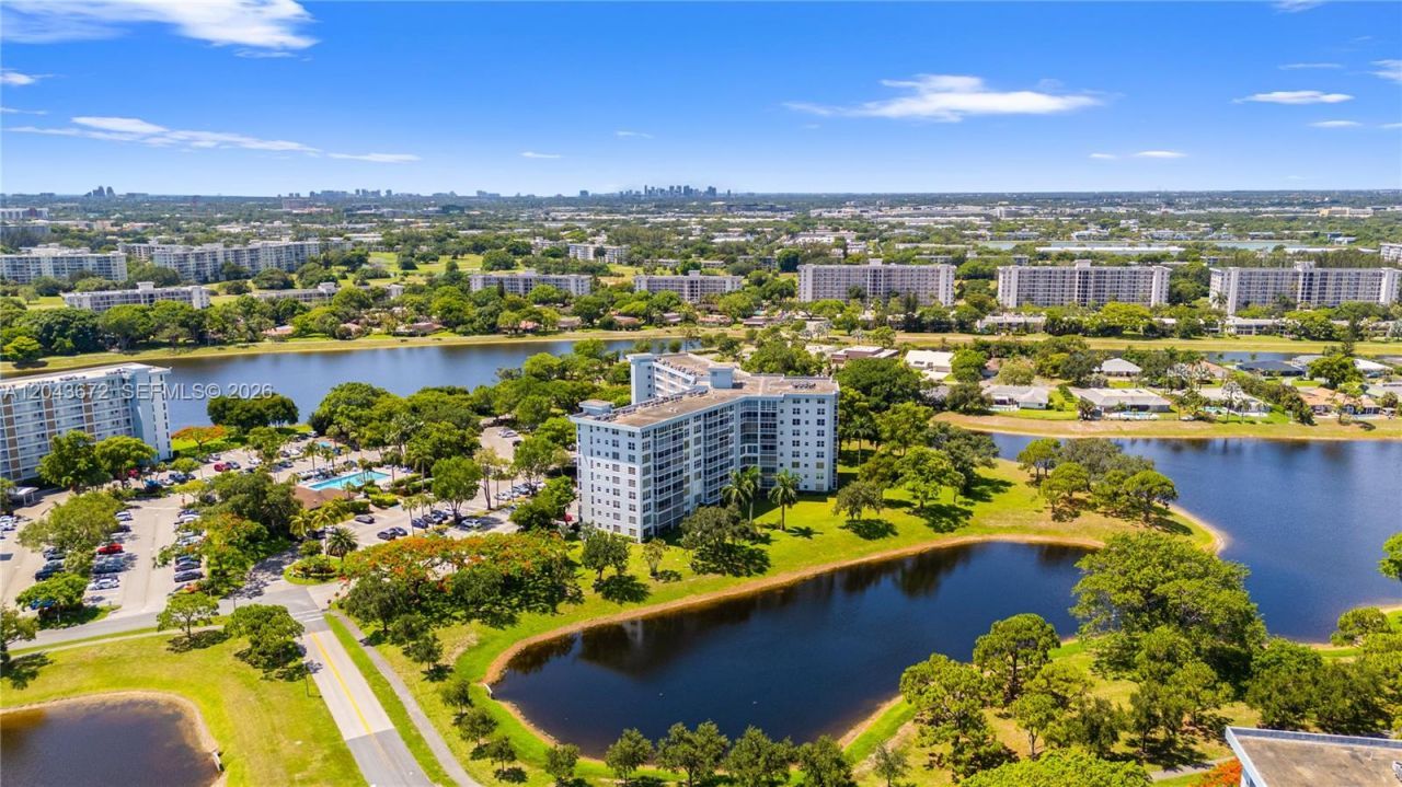 3010 N Course Dr , Unit 510, Pompano Beach, FL 33069 Photo