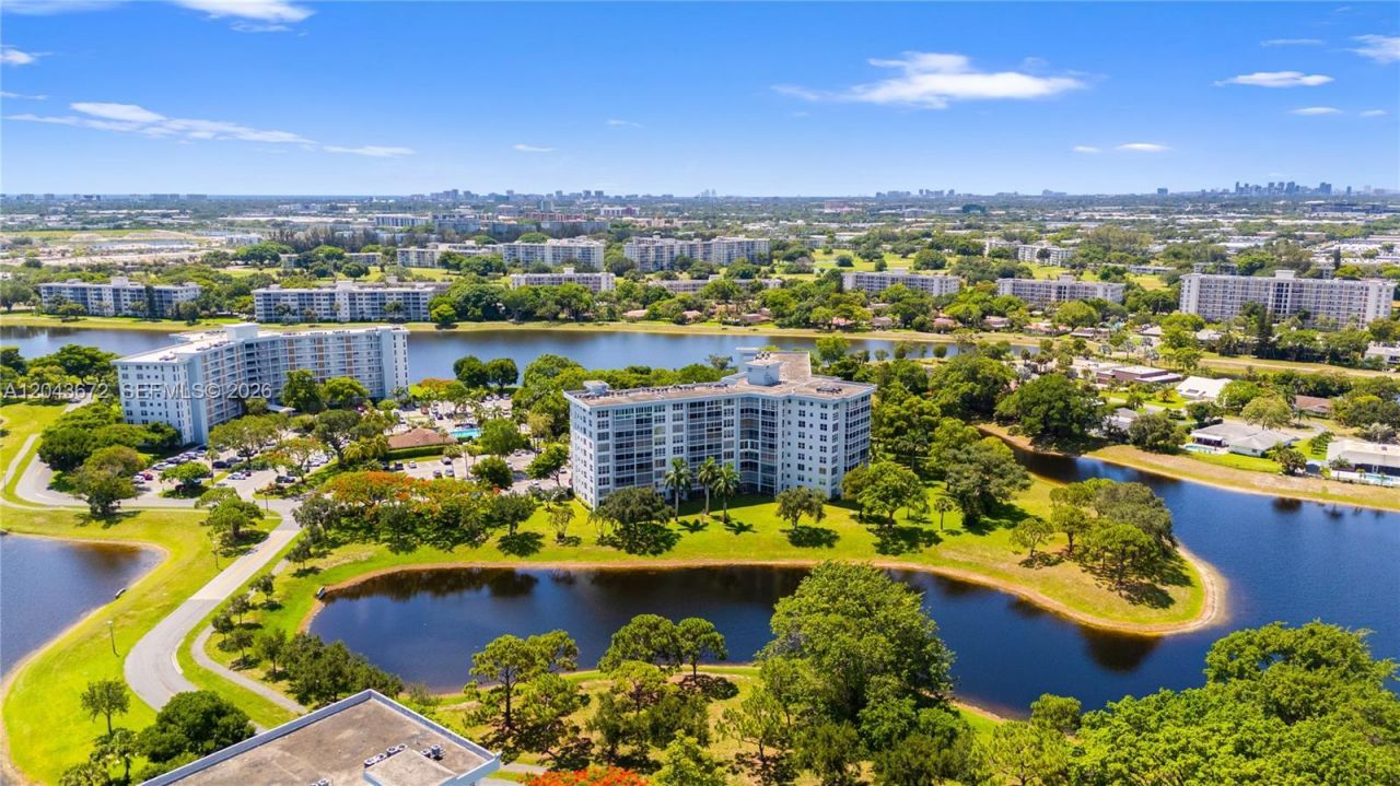 3010 N Course Dr , Unit 510, Pompano Beach, FL 33069 Photo