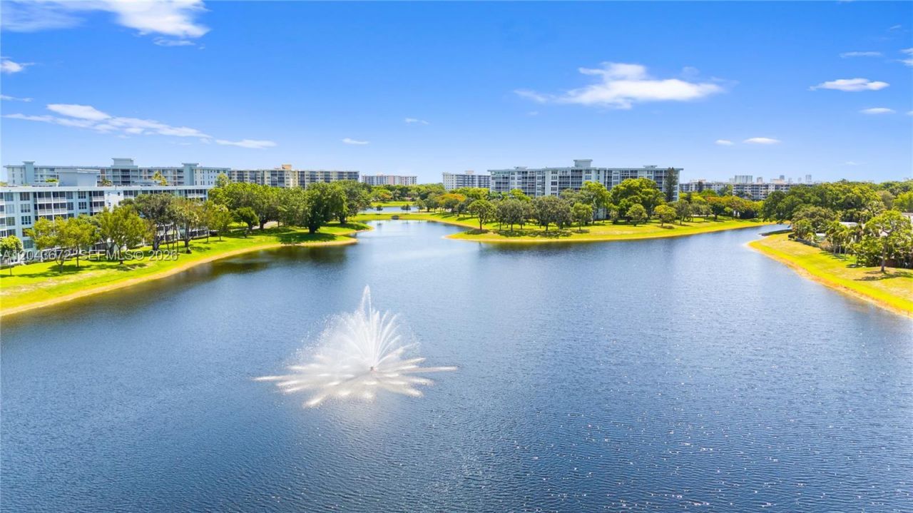 3010 N Course Dr , Unit 510, Pompano Beach, FL 33069 Photo