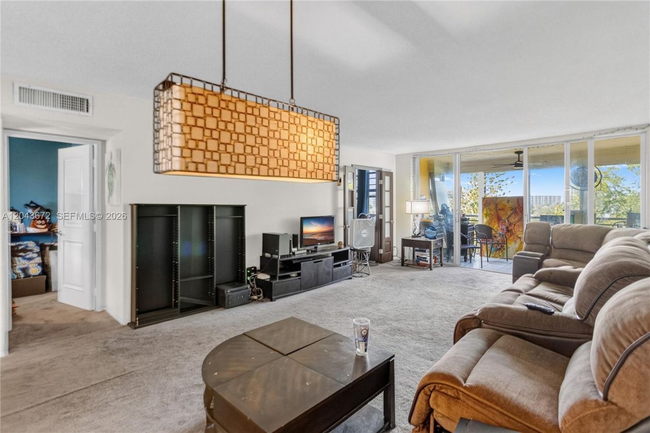 3010 N Course Dr , Unit 510, Pompano Beach, FL 33069 Photo