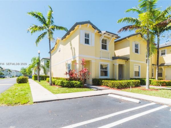 3065 SE 1 DR , Unit 1, Homestead, FL 33033