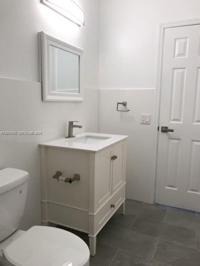 2194 NW 18th Ter, Miami, FL 33125 Photo