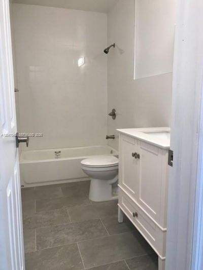 2194 NW 18th Ter, Miami, FL 33125 Photo