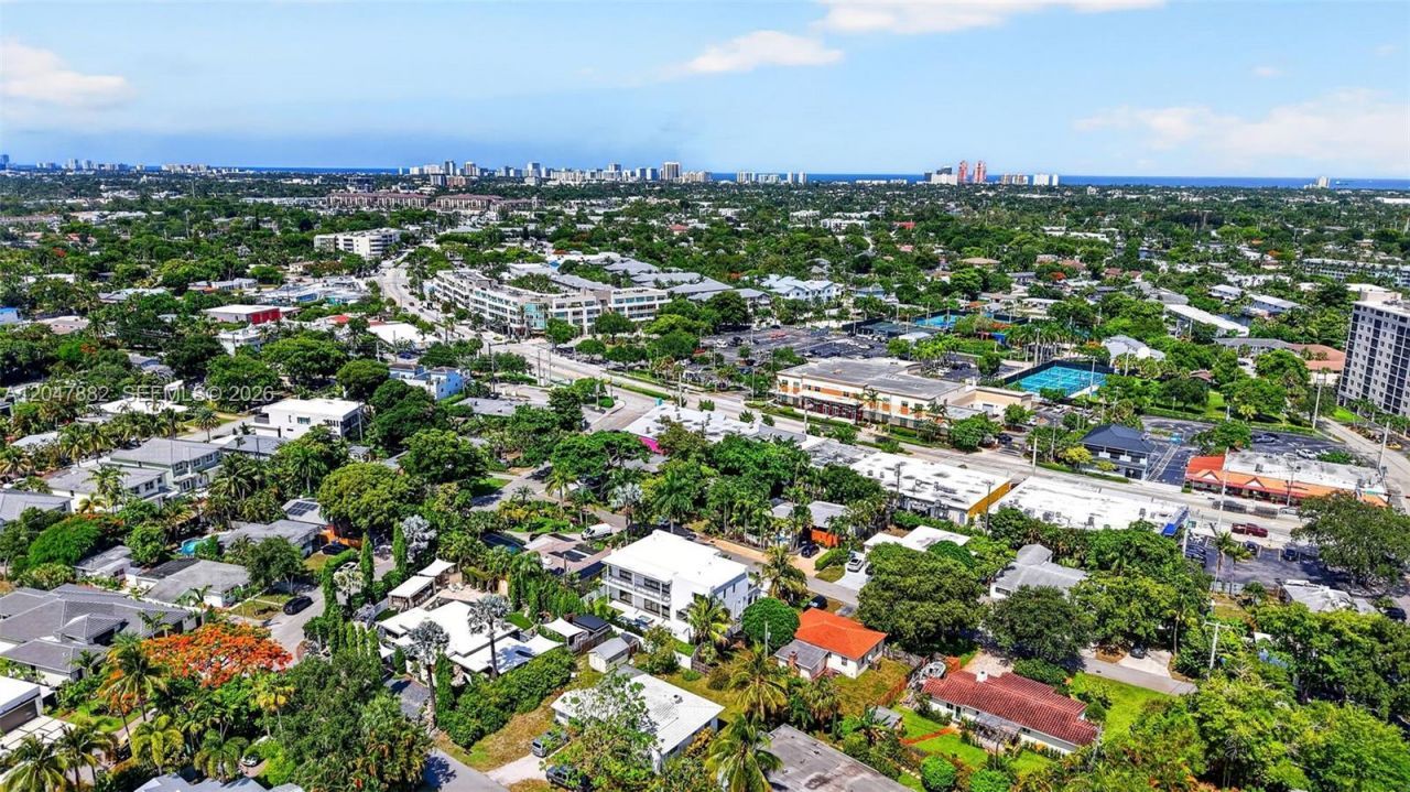 2015 NE 4th Ave, Wilton Manors, FL 33305 Photo