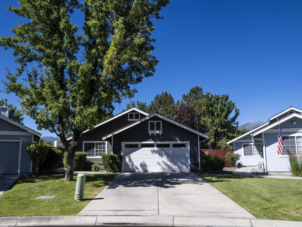 1760 Fox Glove CT Court, Minden, NV 89423