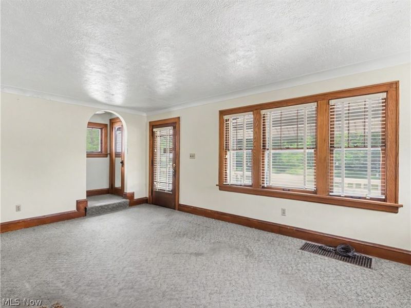 1458 Breiding Road, Akron, OH 44310 Photo 2