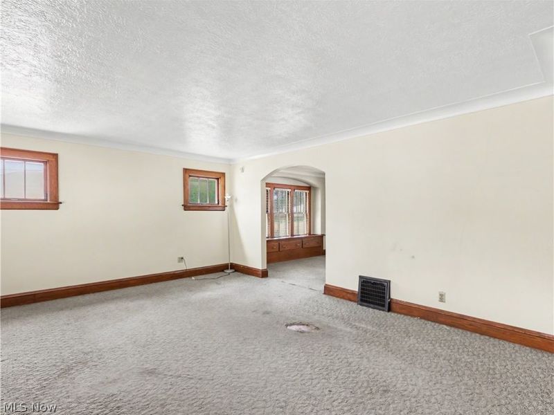 1458 Breiding Road, Akron, OH 44310 Photo 3