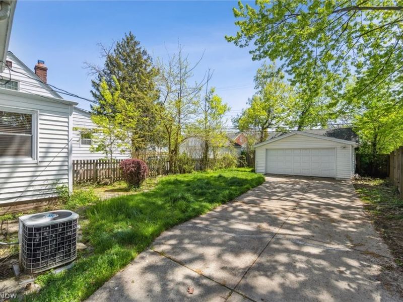 4016 Bayard Road, South Euclid, OH 44121 Photo 24