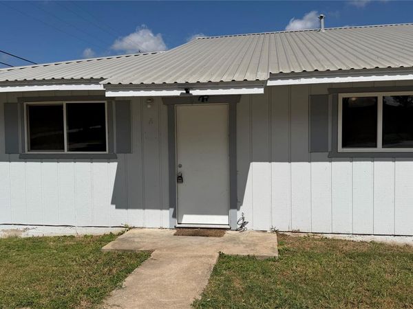 1301 Greenlawn PKWY, Unit A, Blanco, TX 78606