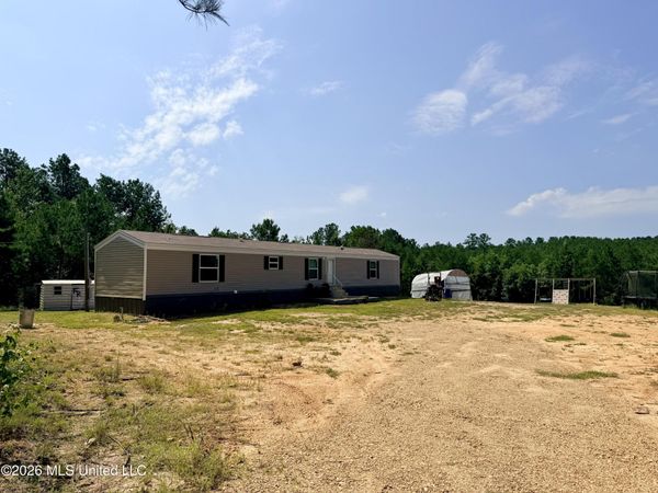 115 Calhoun Road, Mendenhall, MS 39114