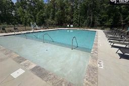 658 Griffon Drive  photo 4