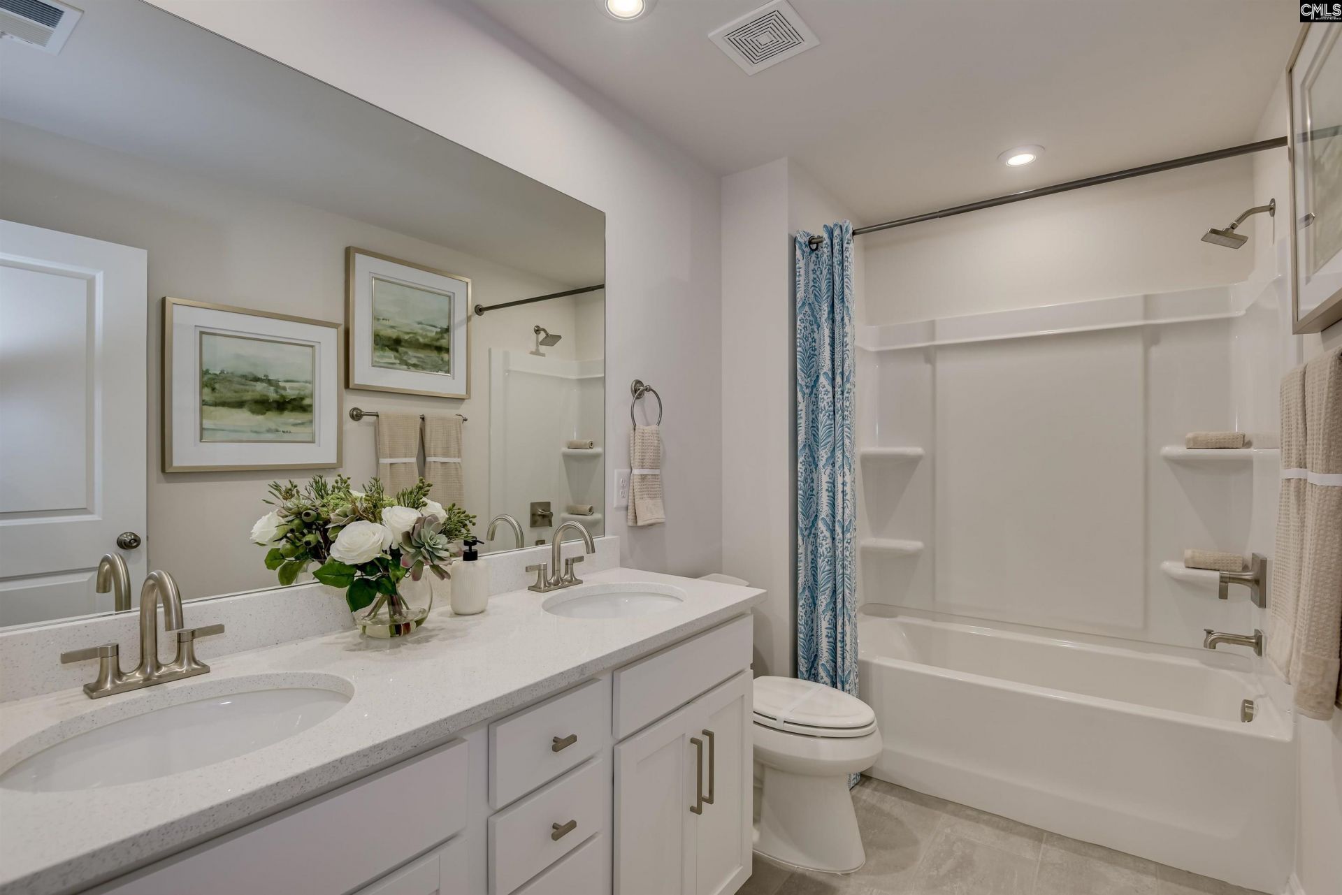 658 Griffon Drive Photo 31